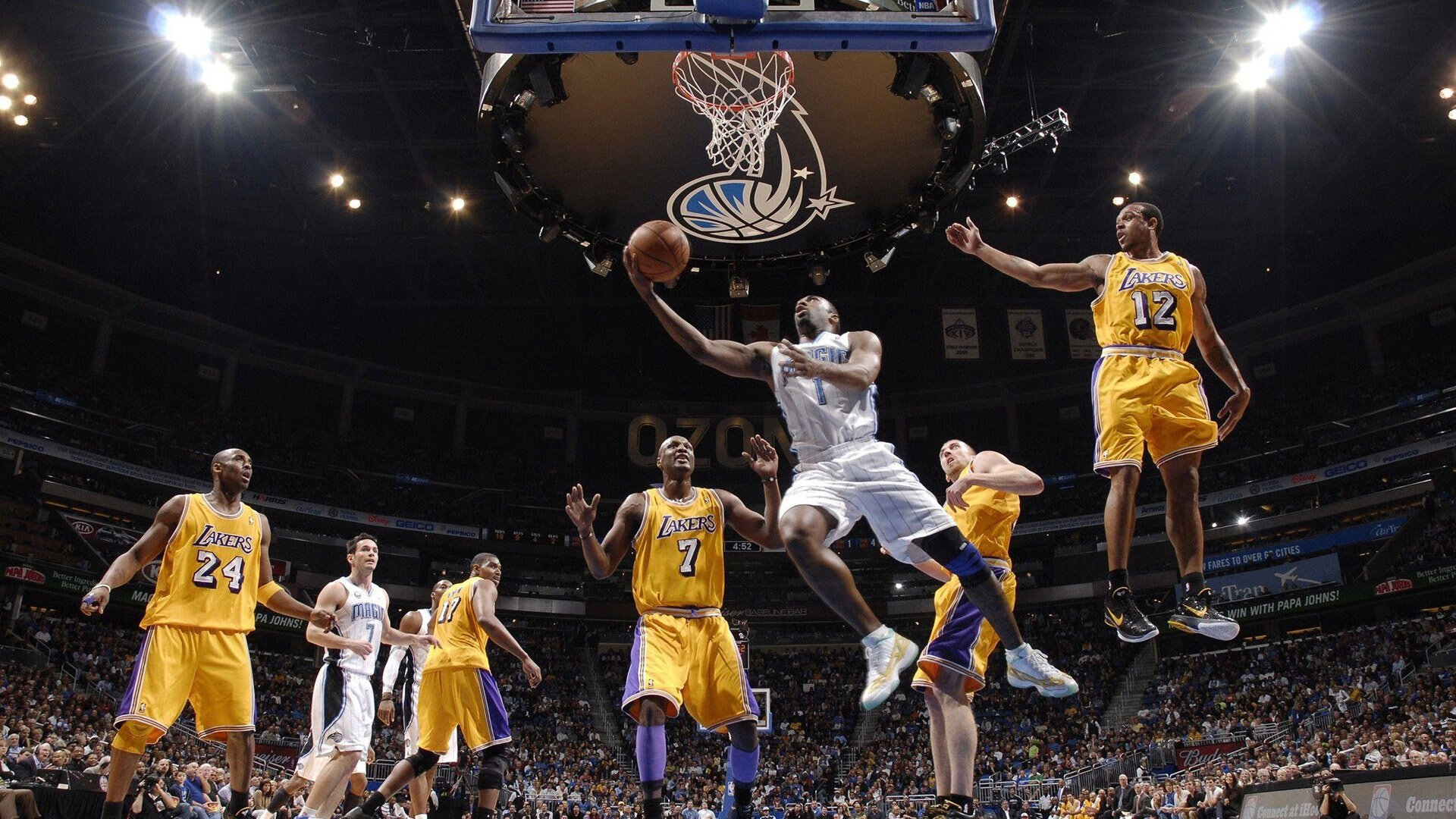 开云-NBA转会传闻：詹姆斯或加盟76人，乔治和恩比德或随大帝转投湖人，詹姆斯宣布加盟湖人